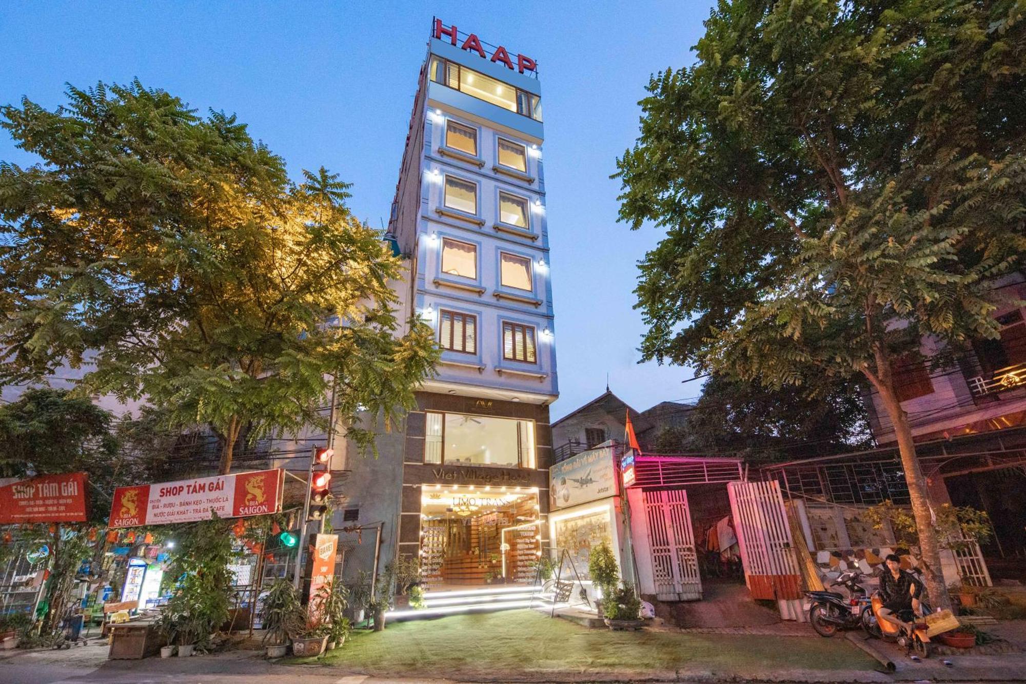 Viet Village Airport Hotel & Restaurants Hanoi Esterno foto